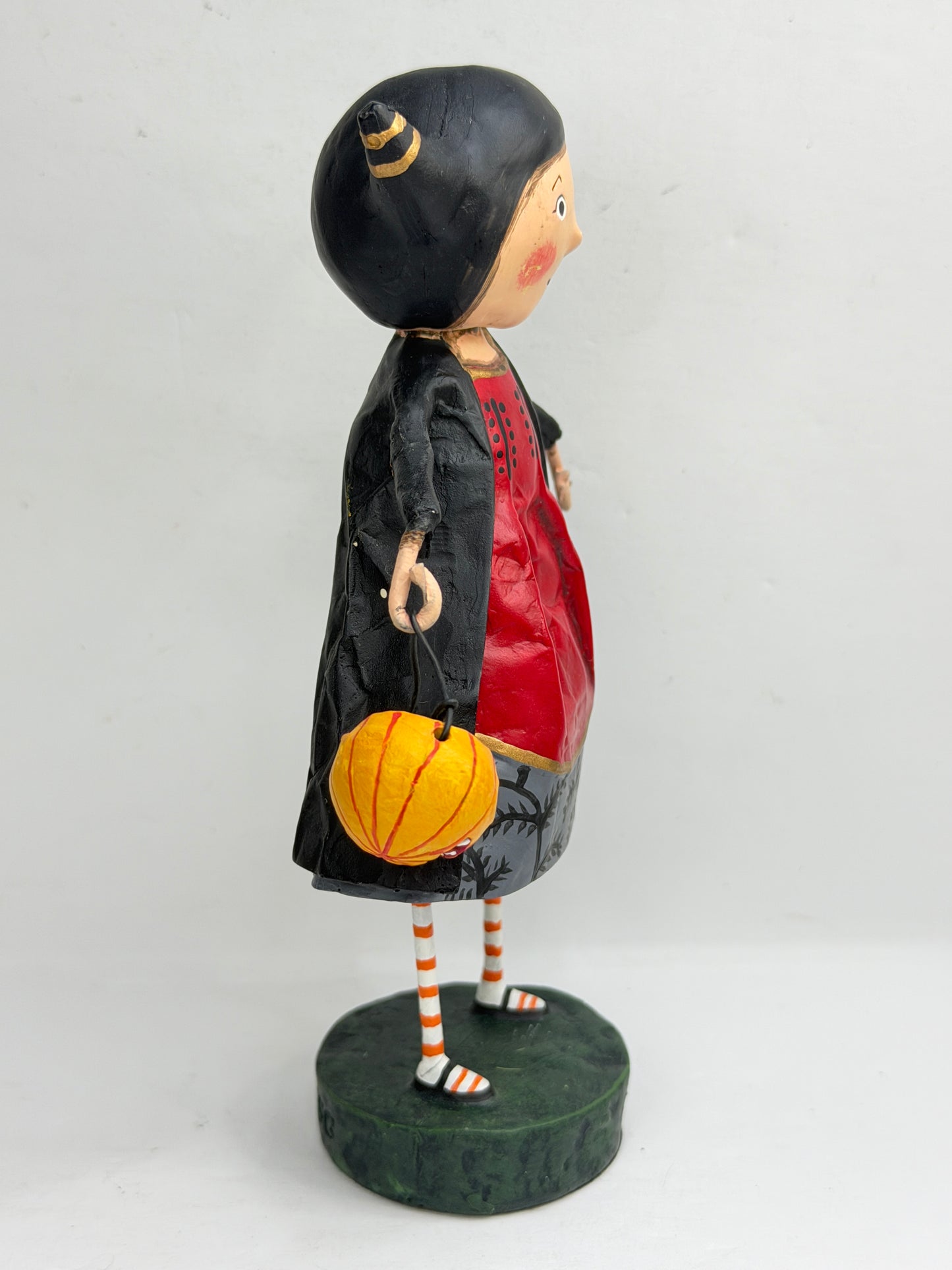 Vintage Lori Mitchell Halloween Devil Girl Pumpkin Bucket Figurine XN102