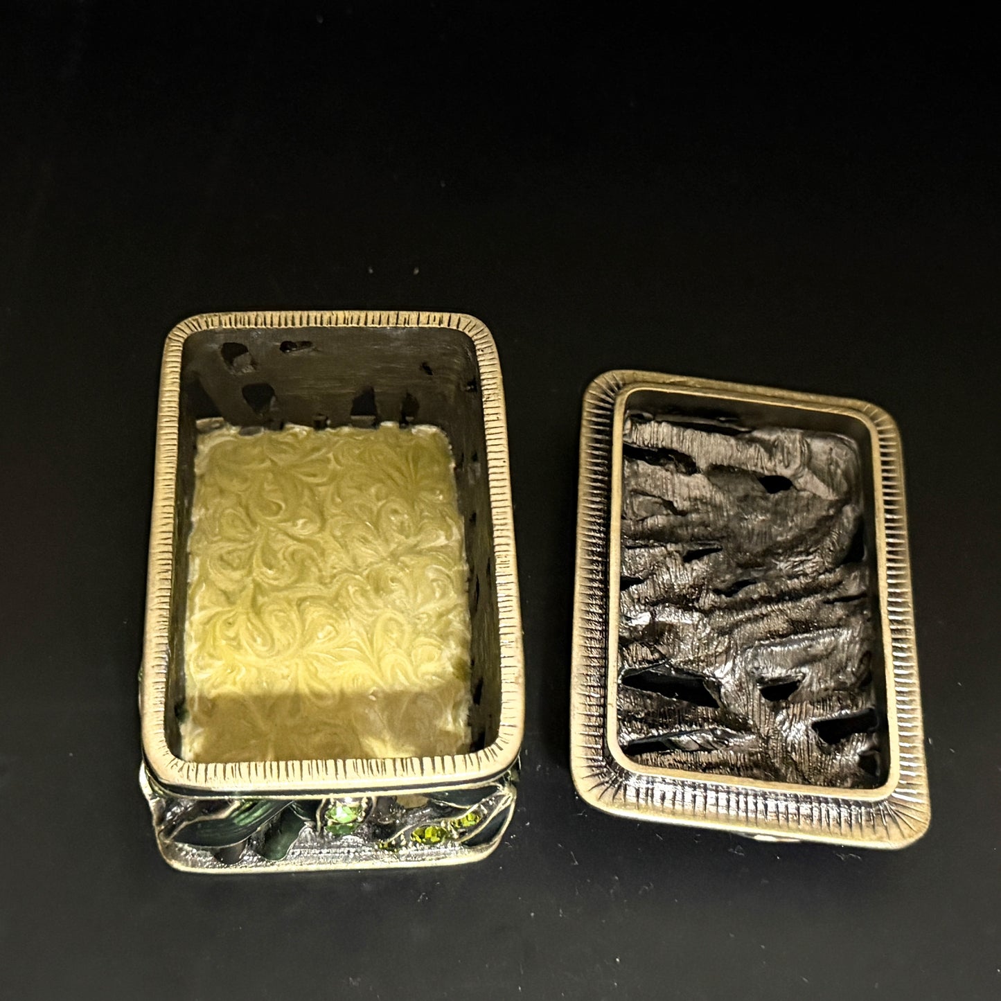 Artisan Jeweled Metal Trinket Box Green Enamel Leaves Crystal Accents A799