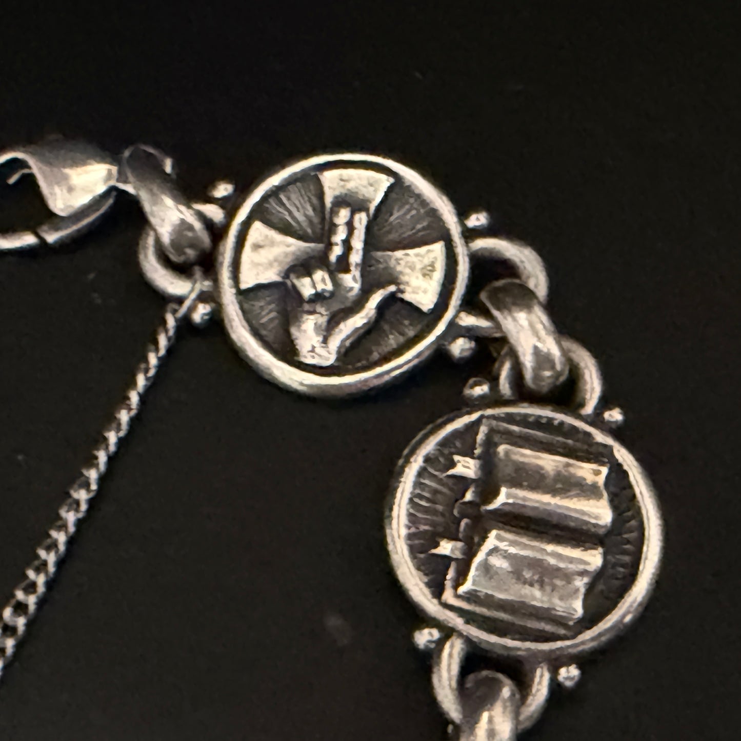 James Avery Heavy Sterling Faith Symbol Bracelet 8 Inch Wide Medallions JR1295