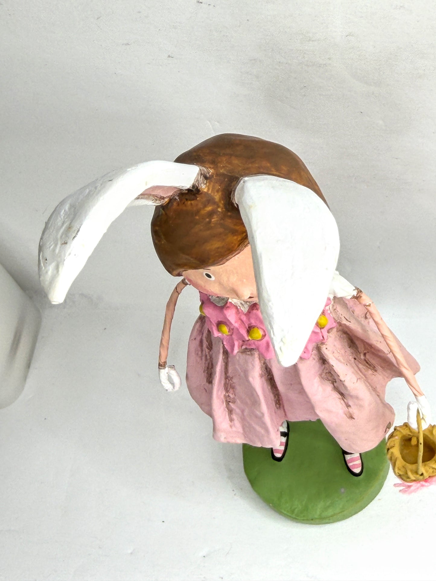 Vintage Lori Mitchell Bunny Williams Easter Girl Basket Figurine ESC 11001 XN103