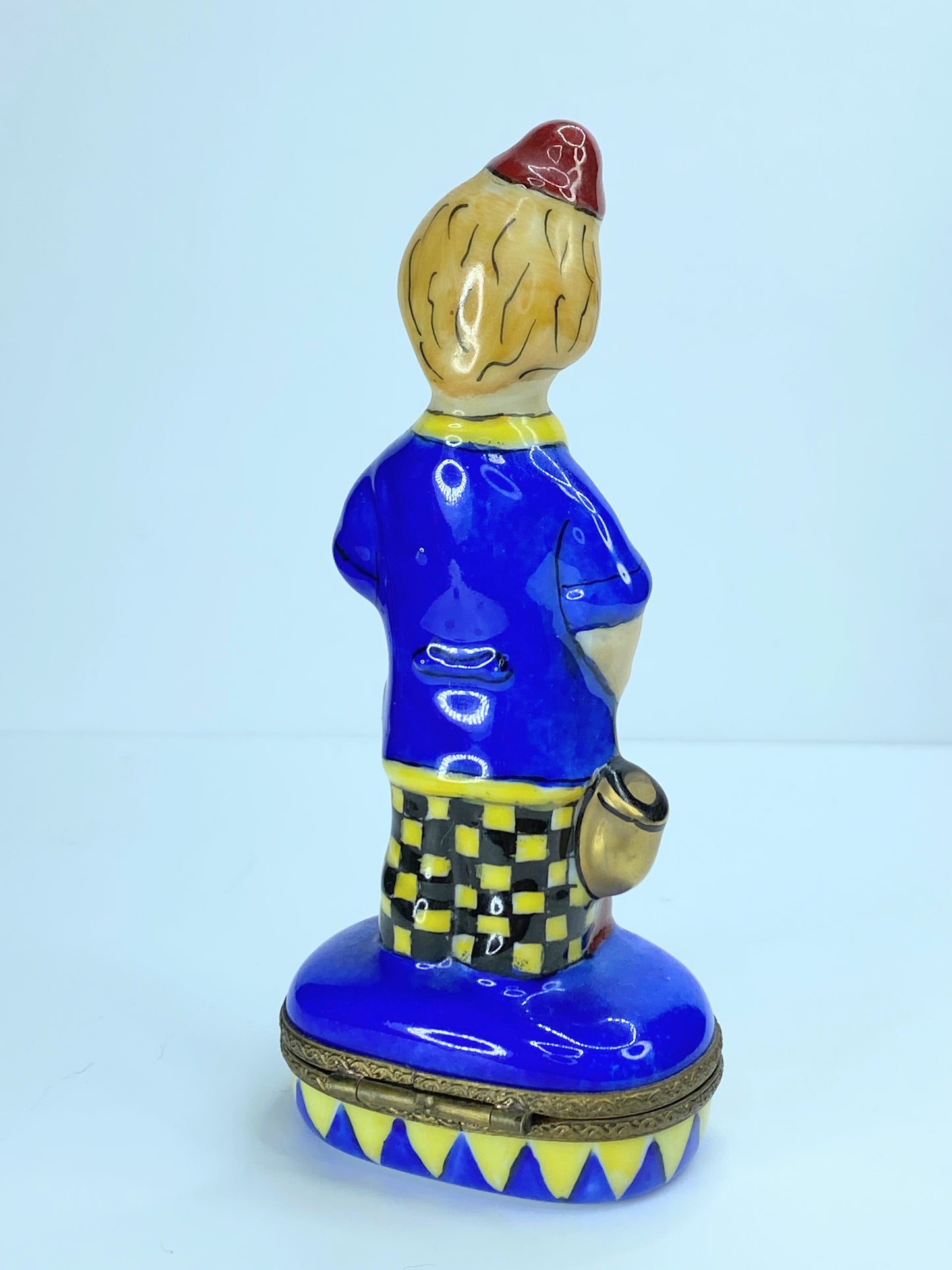 Limoges JD Jester clown holding Flower and Flute trinket A55