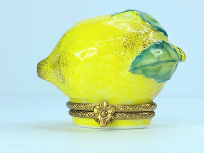 Lemon - RARE and RETIRED Limoges Box Porcelain Trinket  Peint Main A53