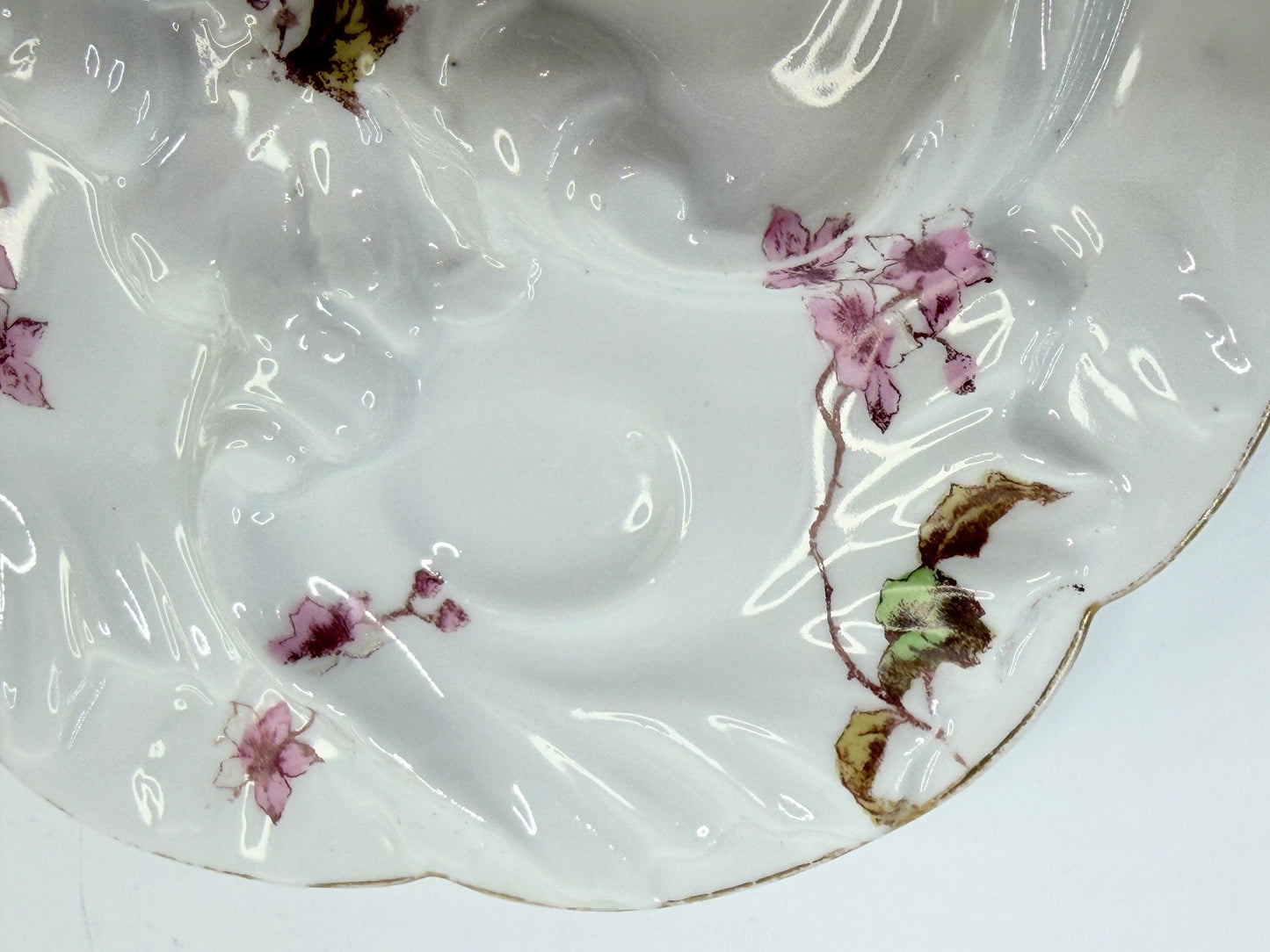 Antique Limoges Floral Oyster Plate Molded White Ground 7.5 Inch mint A796