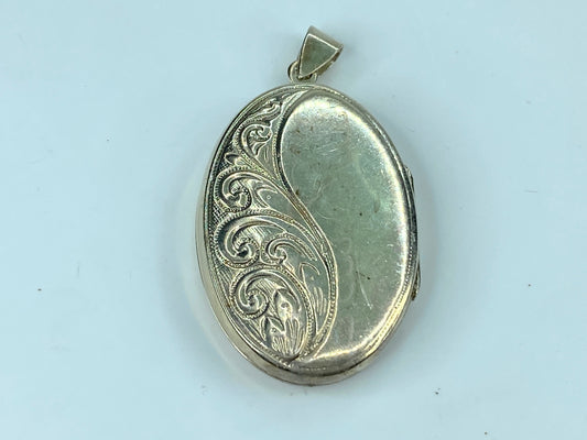 English Sterling silver 925 Scroll Oval locket 1 7/8" 12g JR796