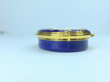 Halcyon Days Enamel Museum of London collection enamel box A57