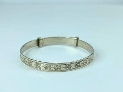 Handmade Sterling Silver 5.2mm Floral expandable children bangle 4.75" 6g JR802