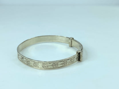 Handmade Sterling Silver 5.2mm Floral expandable children bangle 4.75" 6g JR802