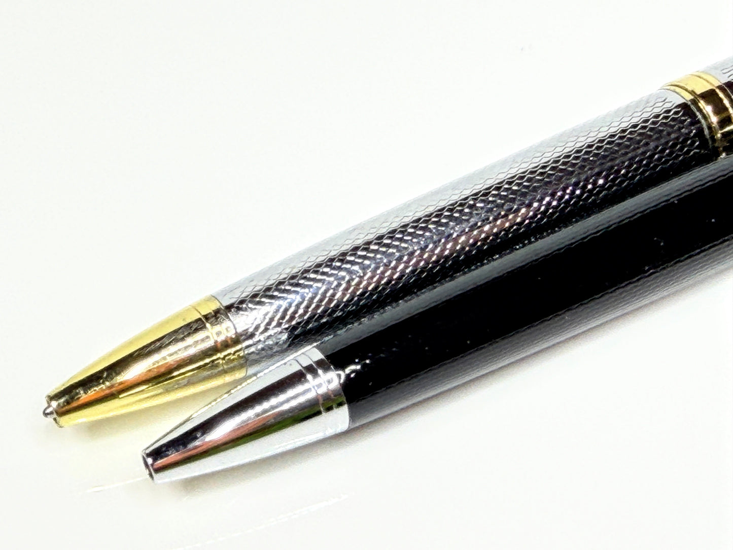 Vintage Bill Blass BB Logo Ballpoint Pens Black Silver Pair SS411