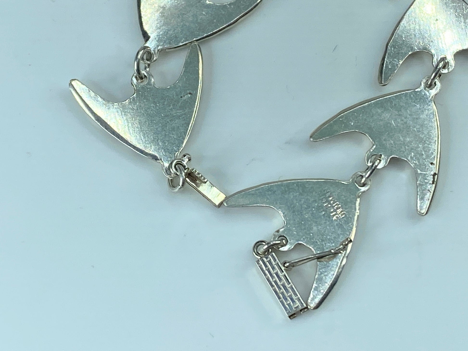 Meka sterling silver Enamel Angel Fish bracelet Rare Danish jewelry 7.5" JR275