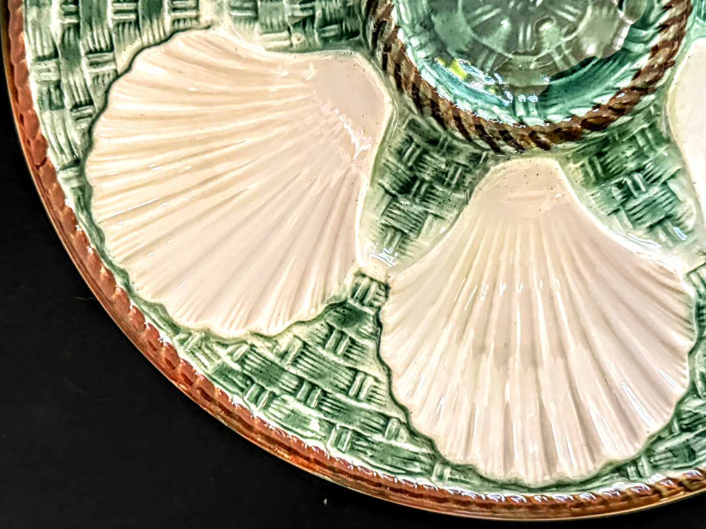 Antique French Majolica Oyster Plate Green Basketweave 9.5" Mint A1188
