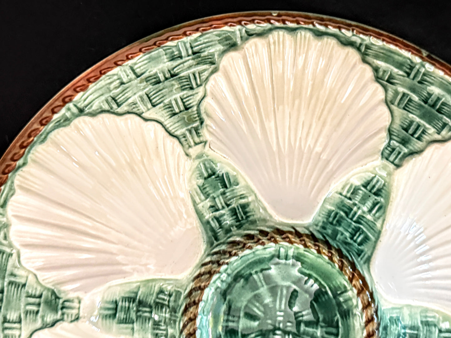 Antique French Majolica Oyster Plate Green Basketweave 9.5" Mint A1188
