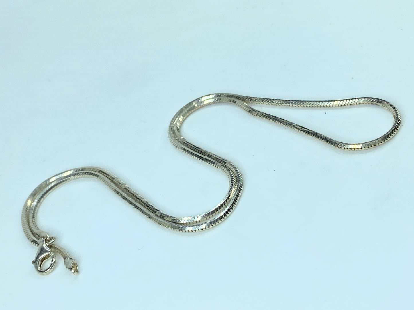 Italian Sterling Silver 2.0mm Round Snake link necklace 20" 13.4 grams JR813