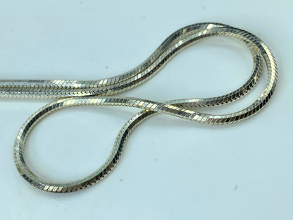 Italian Sterling Silver 2.0mm Round Snake link necklace 20" 13.4 grams JR813