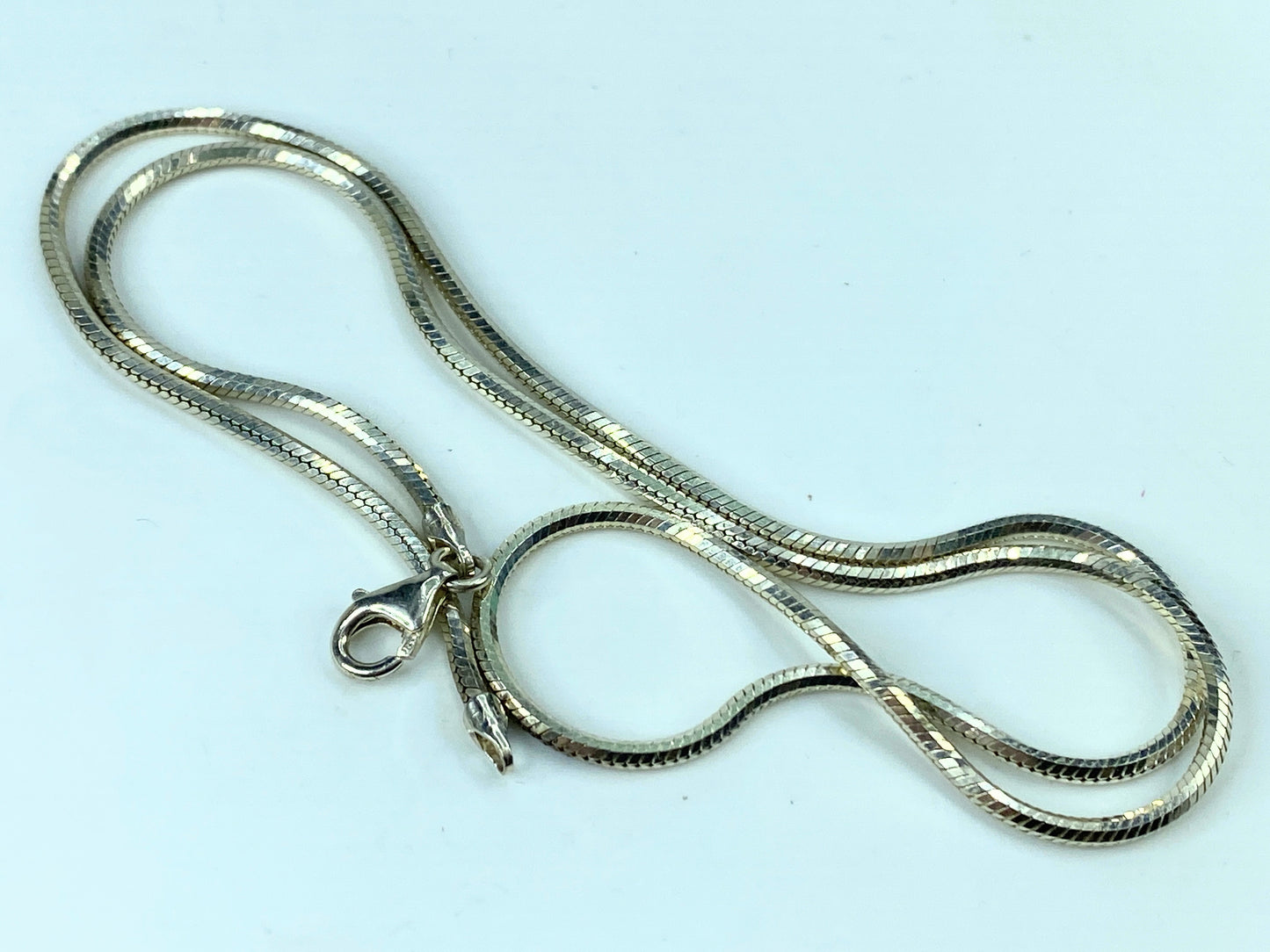 Italian Sterling Silver 2.0mm Round Snake link necklace 20" 13.4 grams JR813