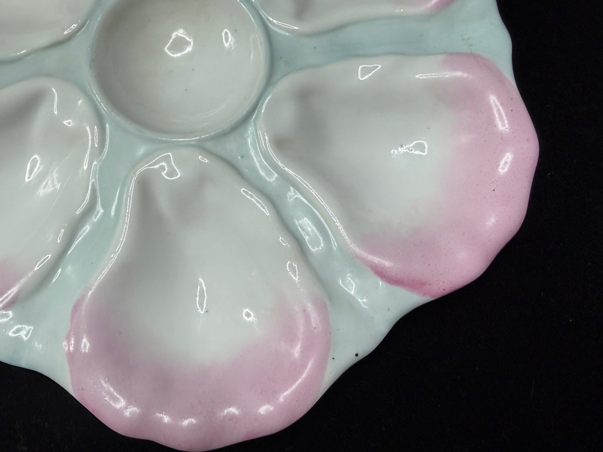 Pink and Seafoam Majolica Style Seafood Plate 9.5 Inch A1226