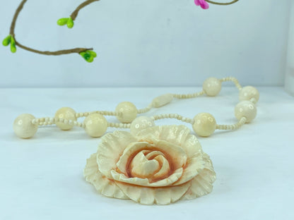 c1900 Carved Huge 2" Fine Resin Cabbage Rose Pendant & Bead Necklace GS557