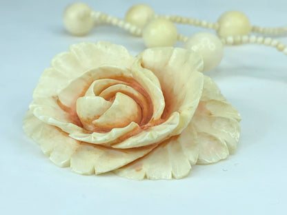 c1900 Carved Huge 2" Fine Resin Cabbage Rose Pendant & Bead Necklace GS557