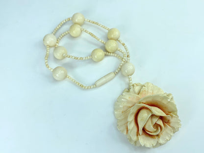 c1900 Carved Huge 2" Fine Resin Cabbage Rose Pendant & Bead Necklace GS557