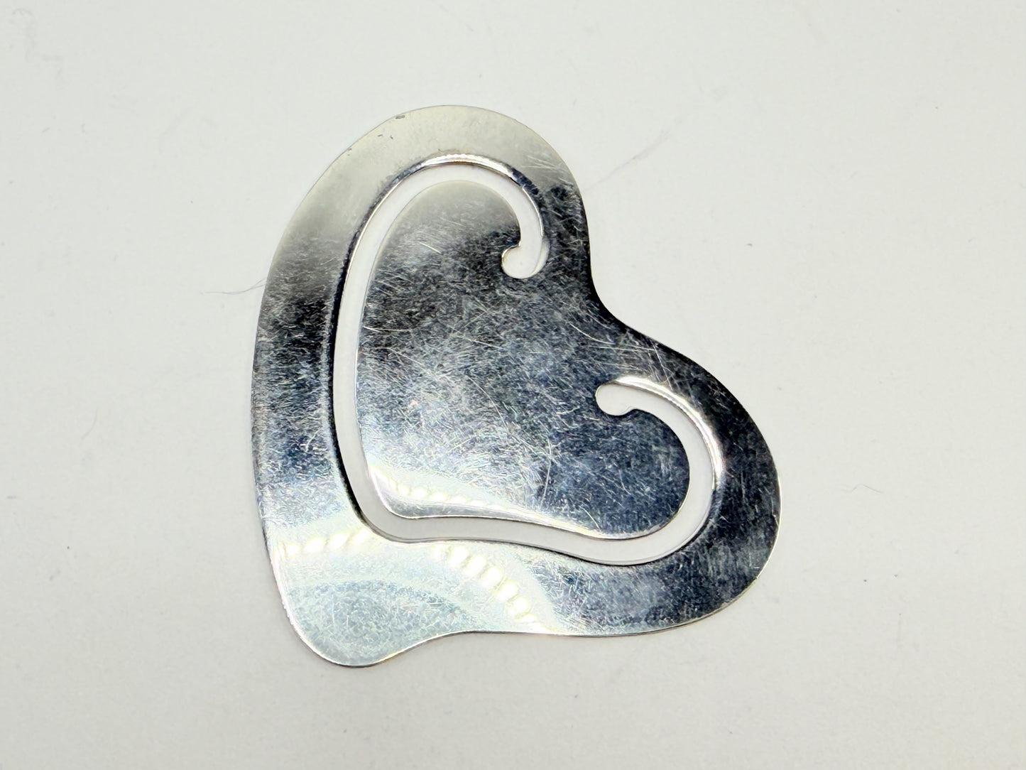 Tiffany & Co. sterling silver Elsa Peretti Heart bookmark or paper clip SS196