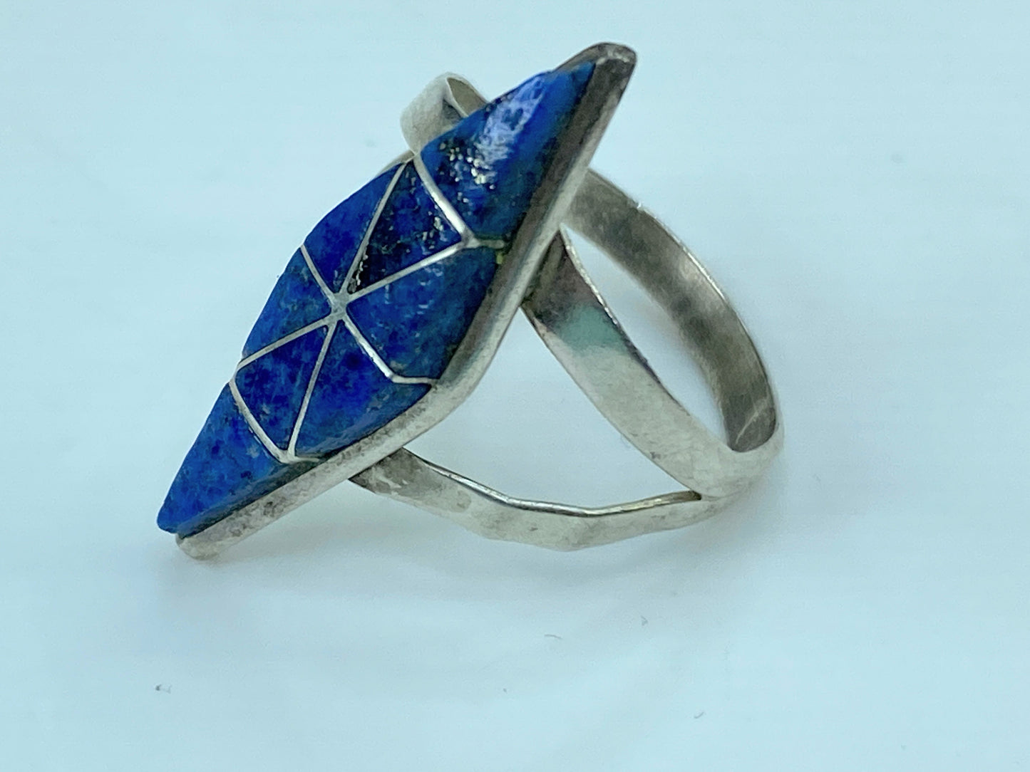 Signed DLY Sterling Silver and Denim Lapis ring 2.9g s6.75 JR760