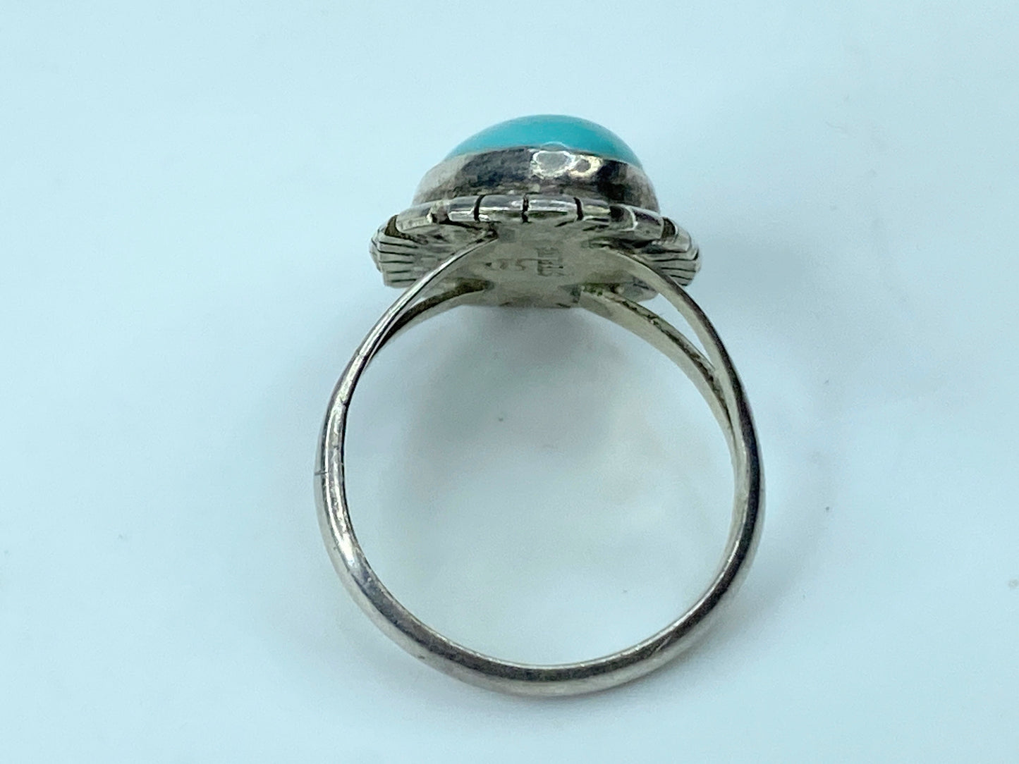 Signed 925 Sterling Silver Faux Turquoise feature ring size 7 JR763