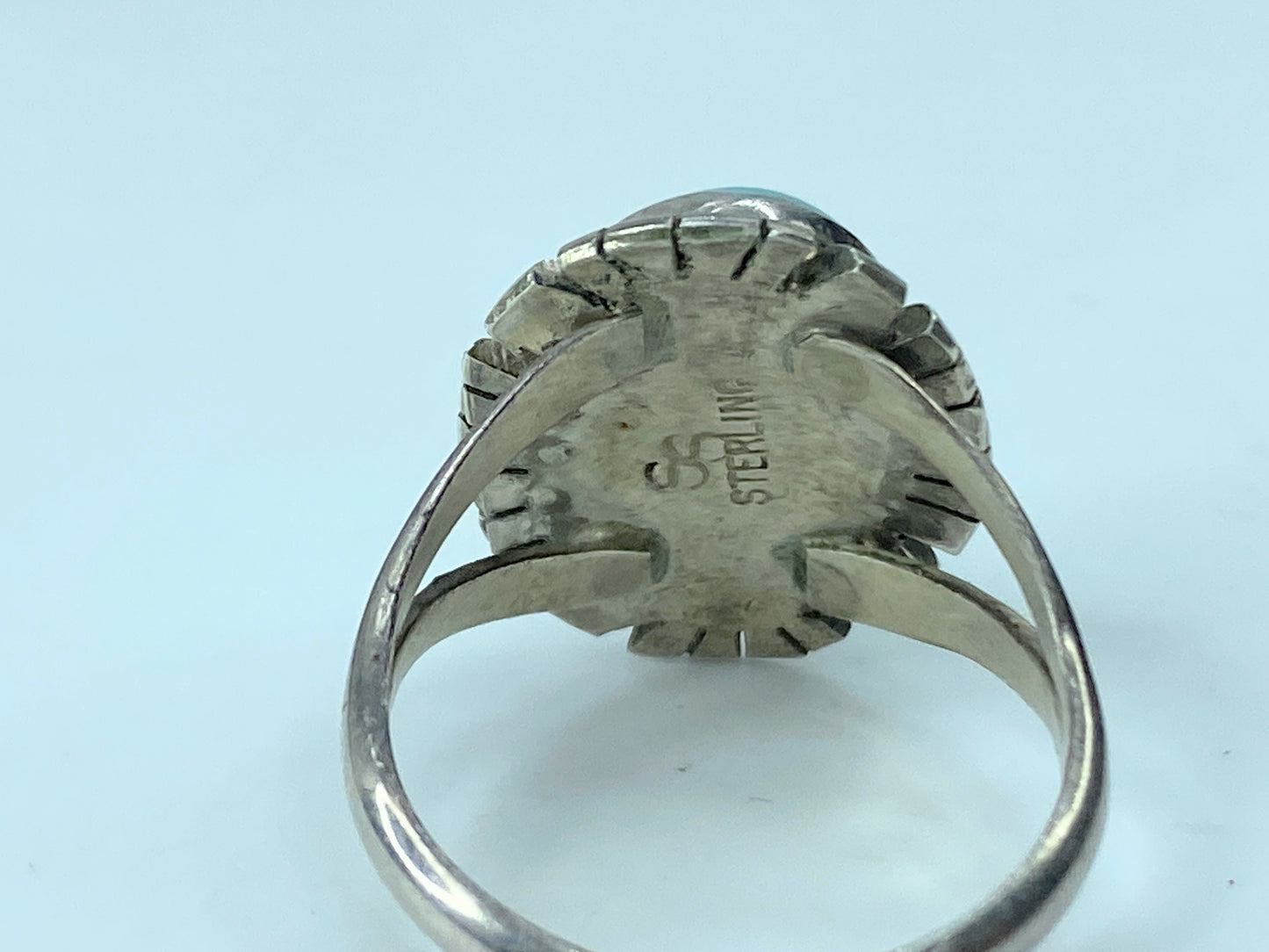 Signed 925 Sterling Silver Faux Turquoise feature ring size 7 JR763