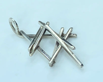 Dynamic Artist Rachel Gear sterling silver abstract STAR OF DAVID pendant JR772