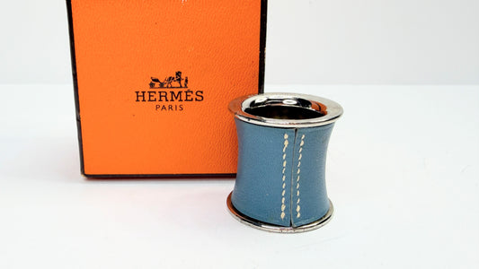 Vintage Hermès Blue Leather Silver Tone Cylindrical Scarf Ring GS747
