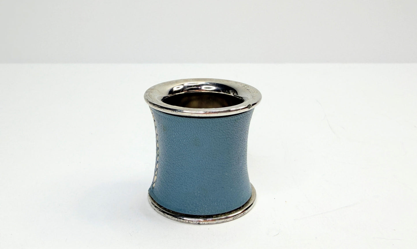 Vintage Hermès Blue Leather Silver Tone Cylindrical Scarf Ring GS747