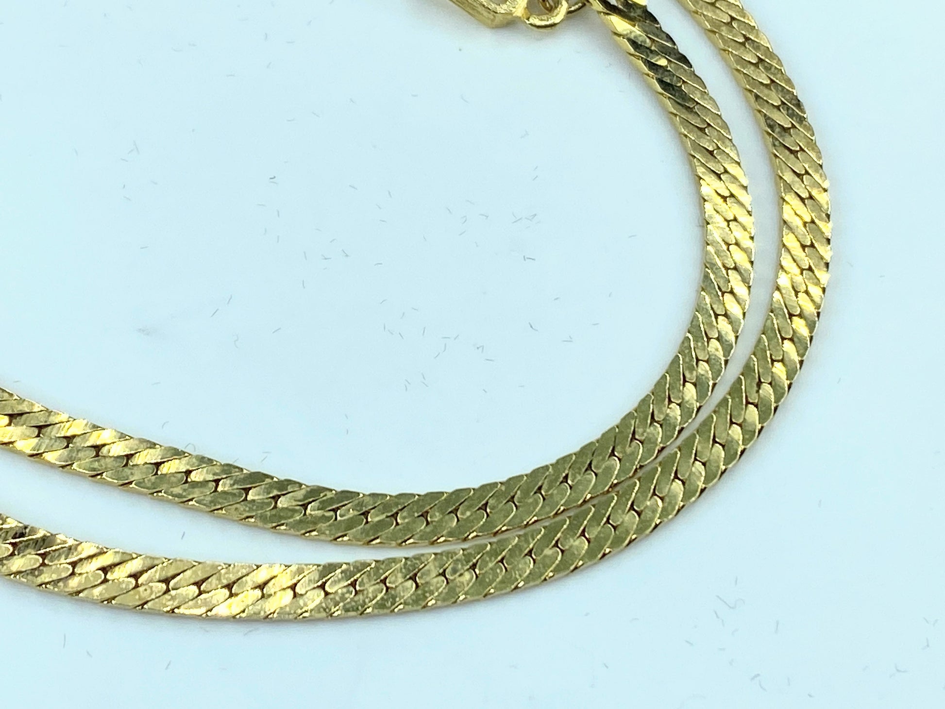Givenchy Gold tone Necklace Logo G herringbone Emblem Chain Jewelry 16" GS344