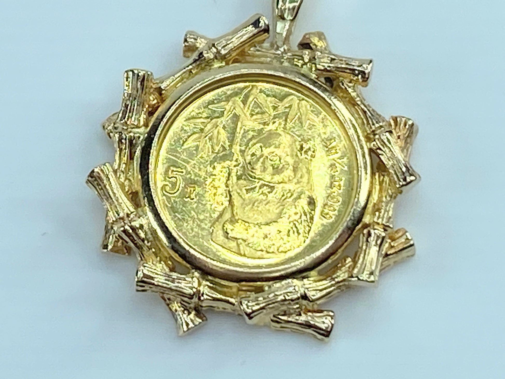 c1995 $5.00 1/20 oz Panda Gold coin 14K bamboo bezel pendant