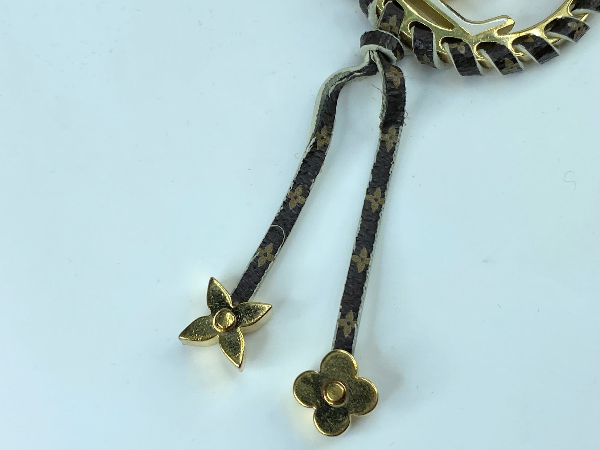 LOUIS VUITTON Key Ring Keychain Bag Charm M68476/D10210 Gold Authentic GS347
