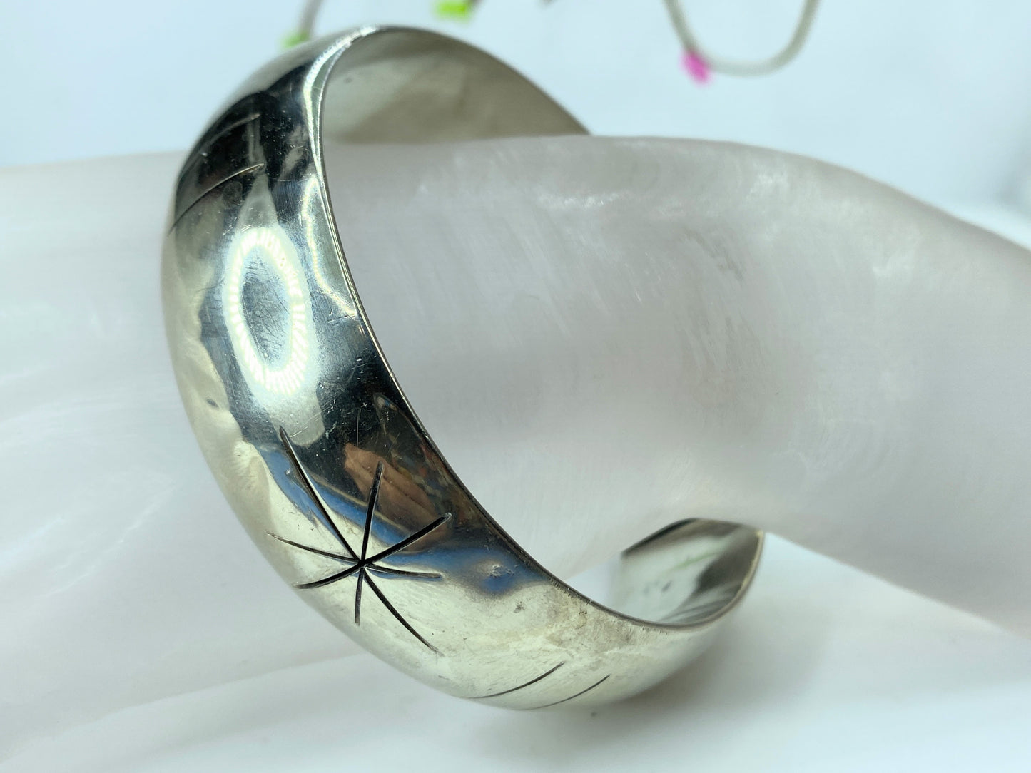 Starburst 1960s TA, Mexico 925 Sterling Silver 7.2mm slip on bangle 8.25" JR778