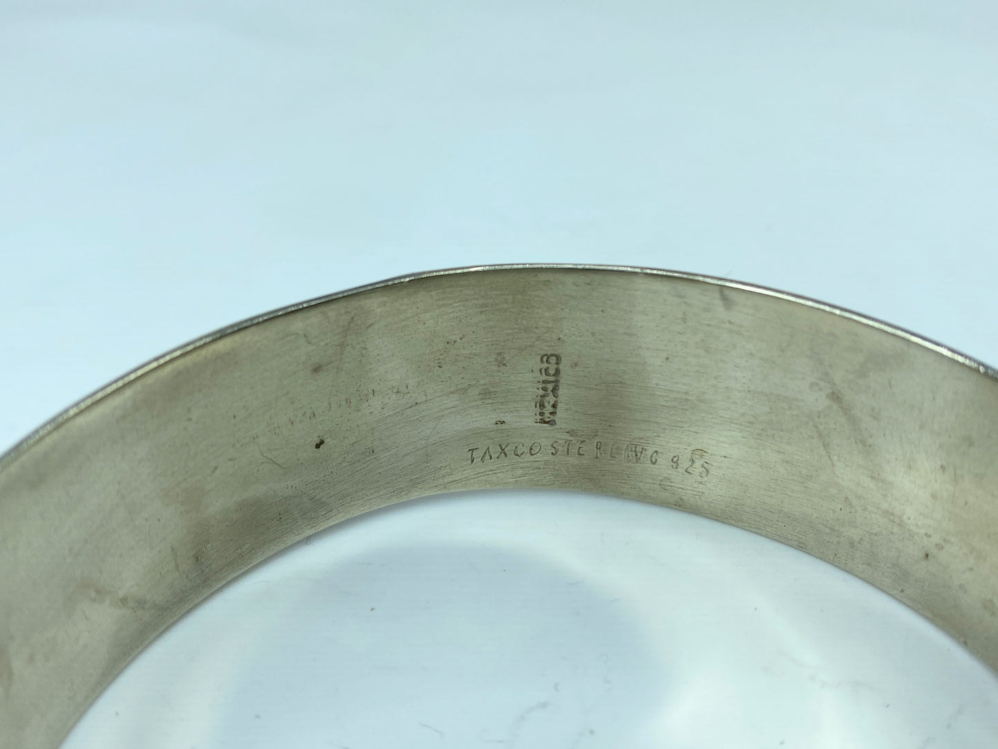 Starburst 1960s TA, Mexico 925 Sterling Silver 7.2mm slip on bangle 8.25" JR778