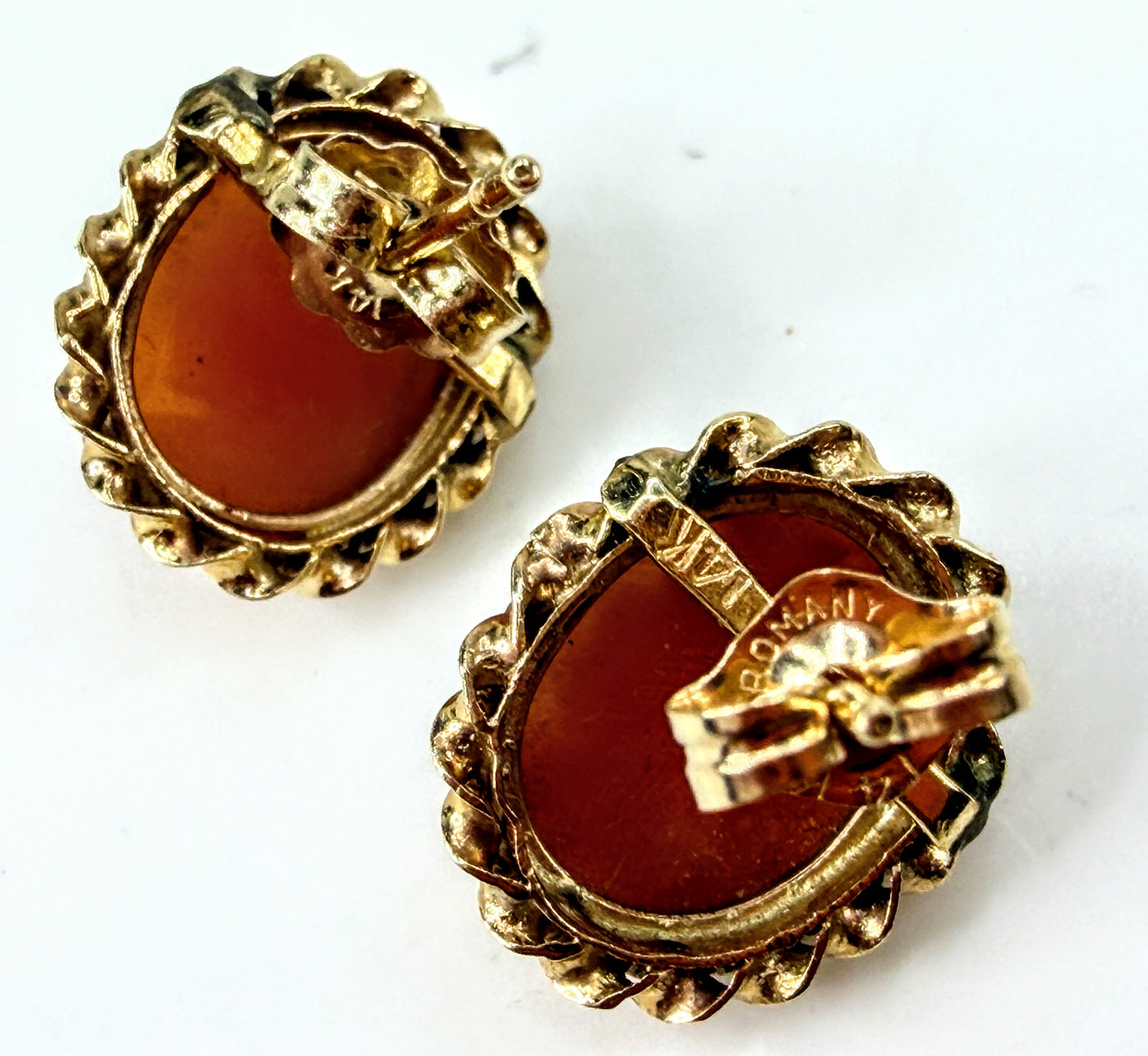 Vintage 14K Gold Carved Shell Cameo Earrings Ornate Frames JR2021