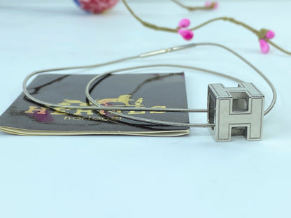 Hermes Silver Palladium Plated Cage D'H Pendant Necklace GS353