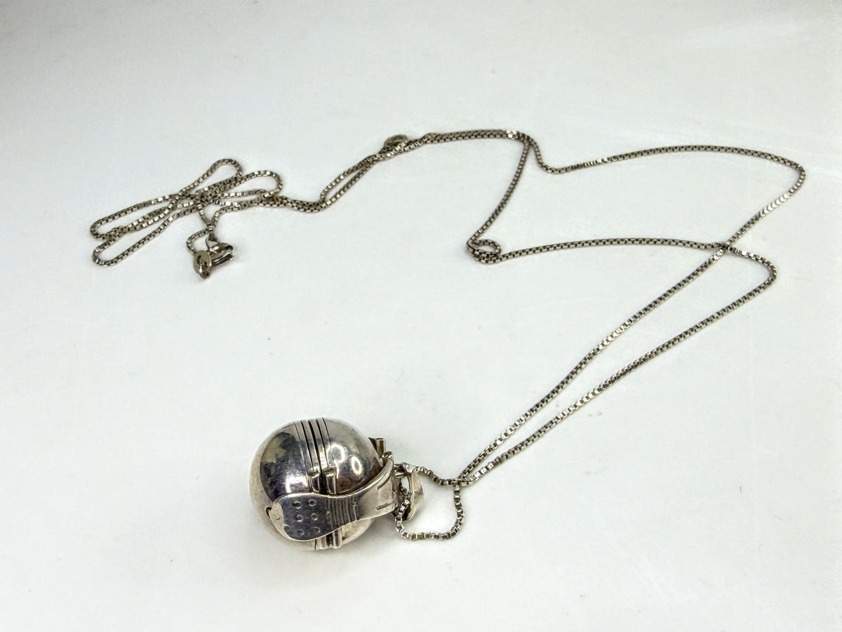 Vintage Mexico 925 Sterling Silver Expanding Photo Ball Locket Necklace JR2023