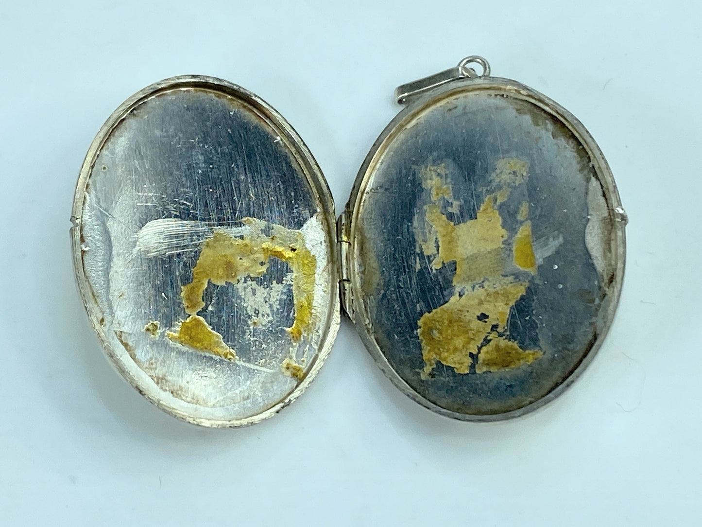 Vintage Locket Pendant 925 Sterling 925 Birmingham 1978 HM EJ Ltd 9.2g JR804