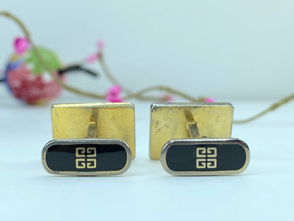 Vintage Givenchy 4G Gold Silver two cufflink gift box GS356
