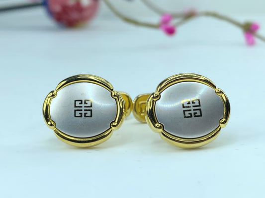 Givenchy Cufflinks Very good condition Gold Silver, Metal Gift box GS357