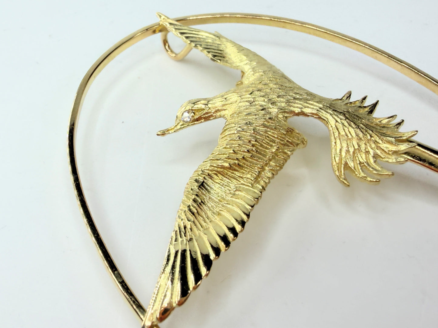 Vintage Astwood Dickinson 18K Long Tail Bird Brooch Bermuda Era Ltd JR1311