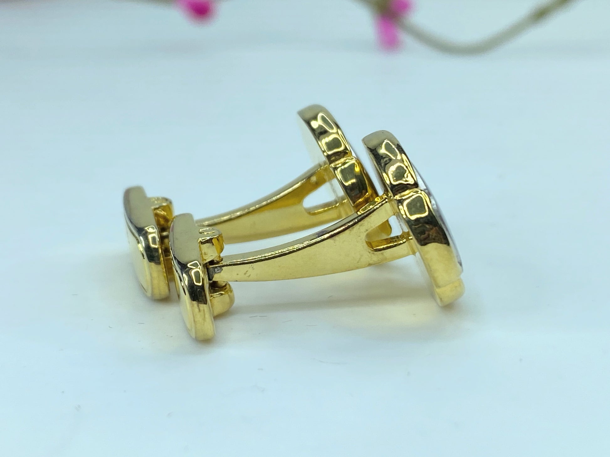 Givenchy Cufflinks Very good condition Gold Silver, Metal Gift box GS357