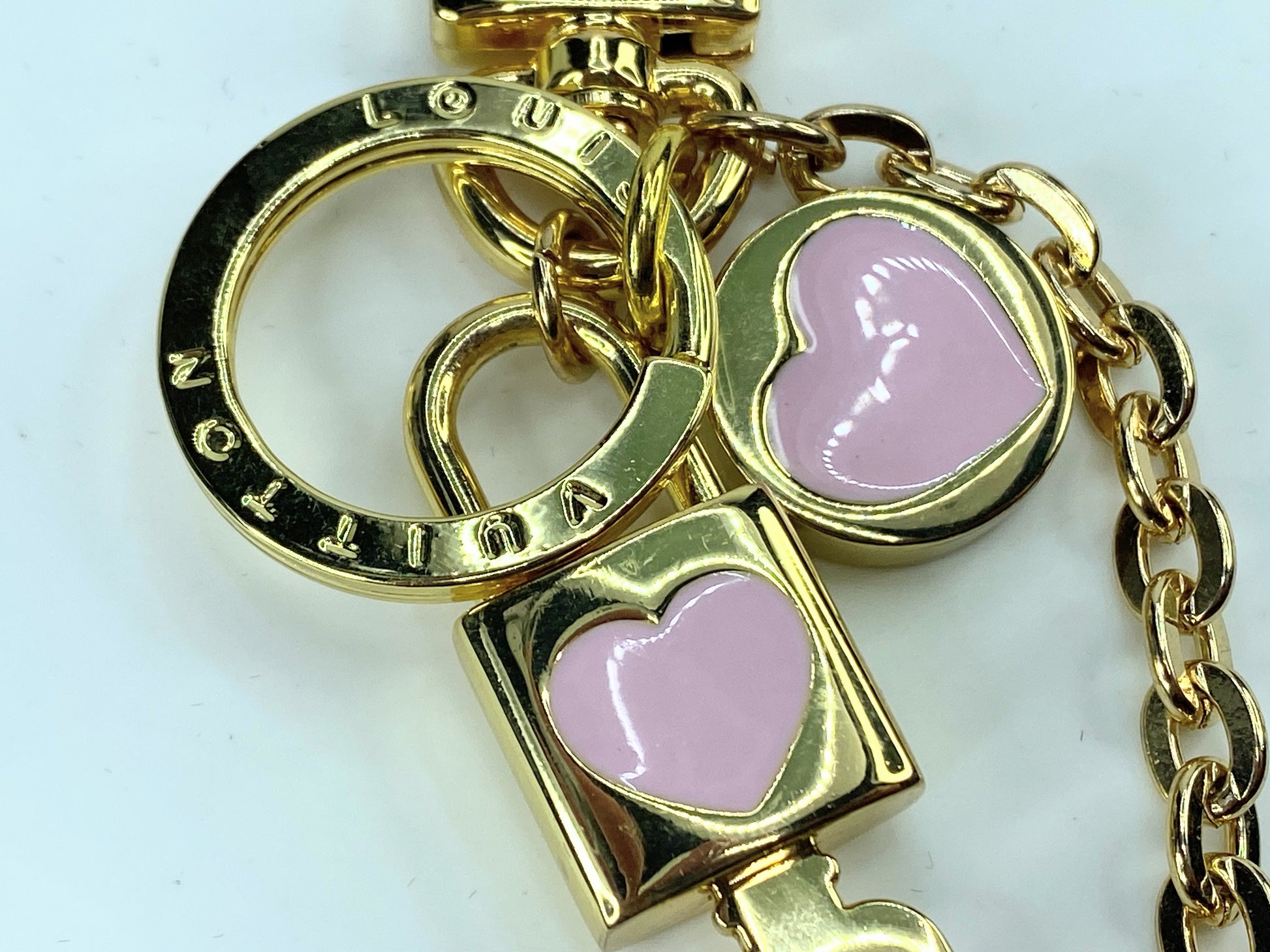 Louis Vuitton Kaduna dangle LV Heart Bag lock/key bag charm GS359
