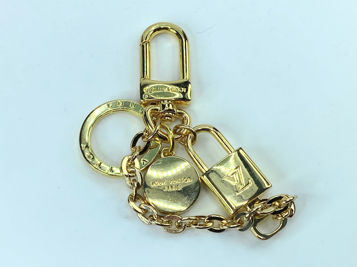 Louis Vuitton Kaduna dangle LV Heart Bag lock/key bag charm GS359