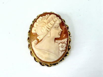 Antique Victorian Shell Cameo Brooch Tested 16-17K Gold Floral Frame 5.1g JR2036
