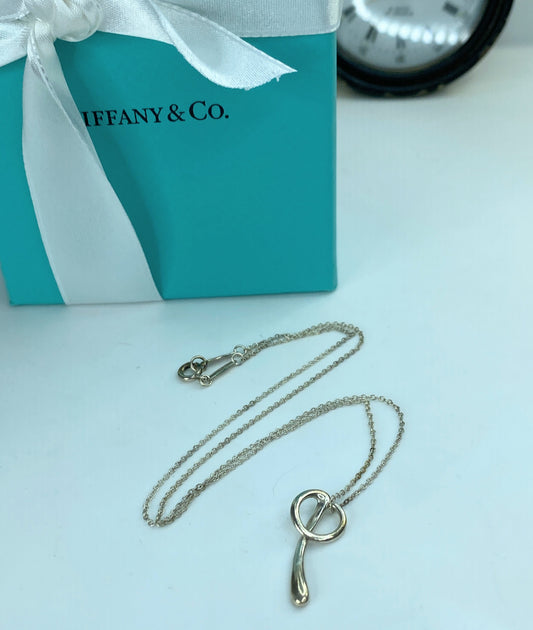Tiffany & Co Letter "Q" Initial Pendant Necklace Sterling Silver 925 JR821
