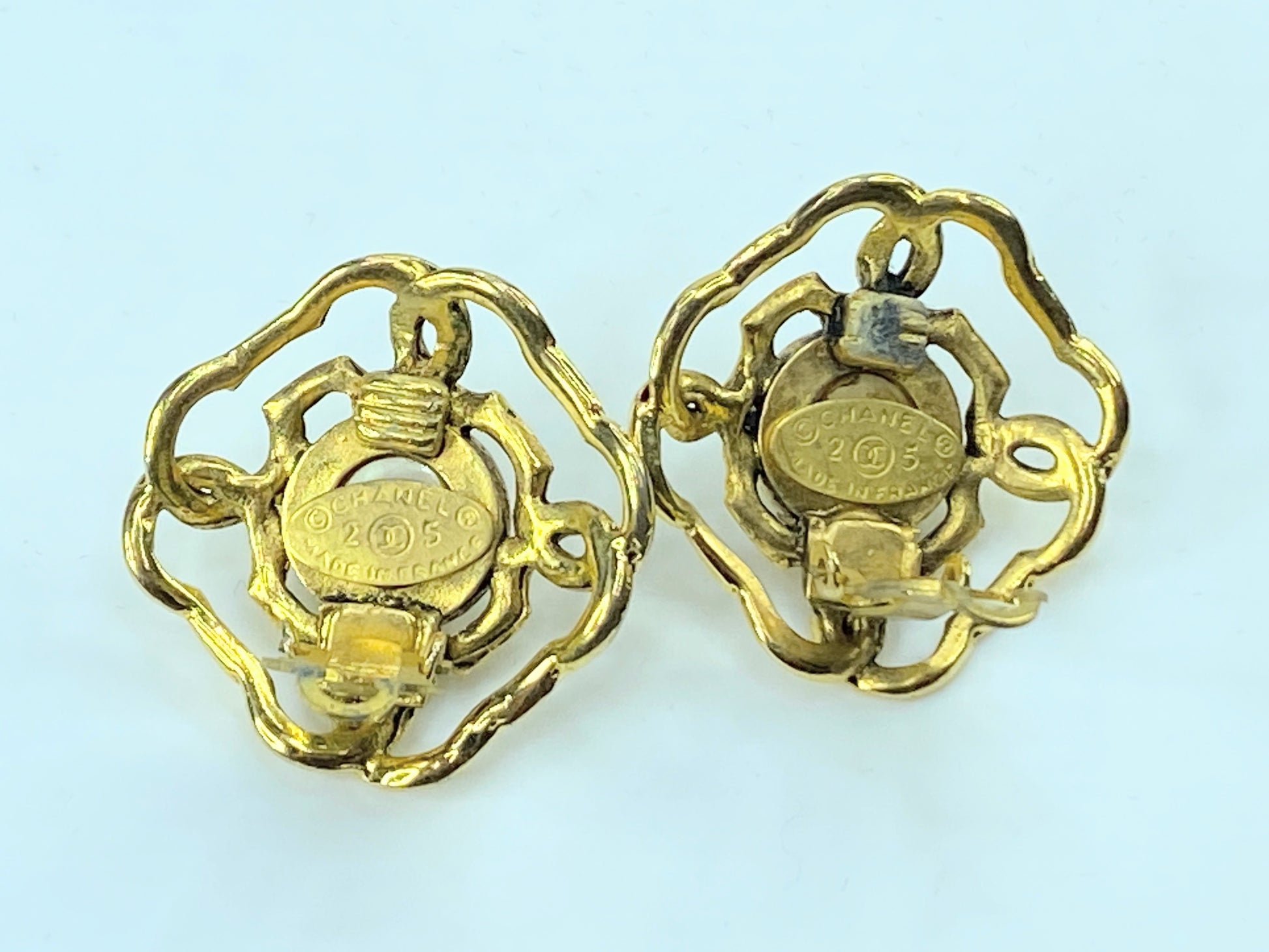 Chanel Chanel Open work gold tone faux pearl earrings 30mm GS375