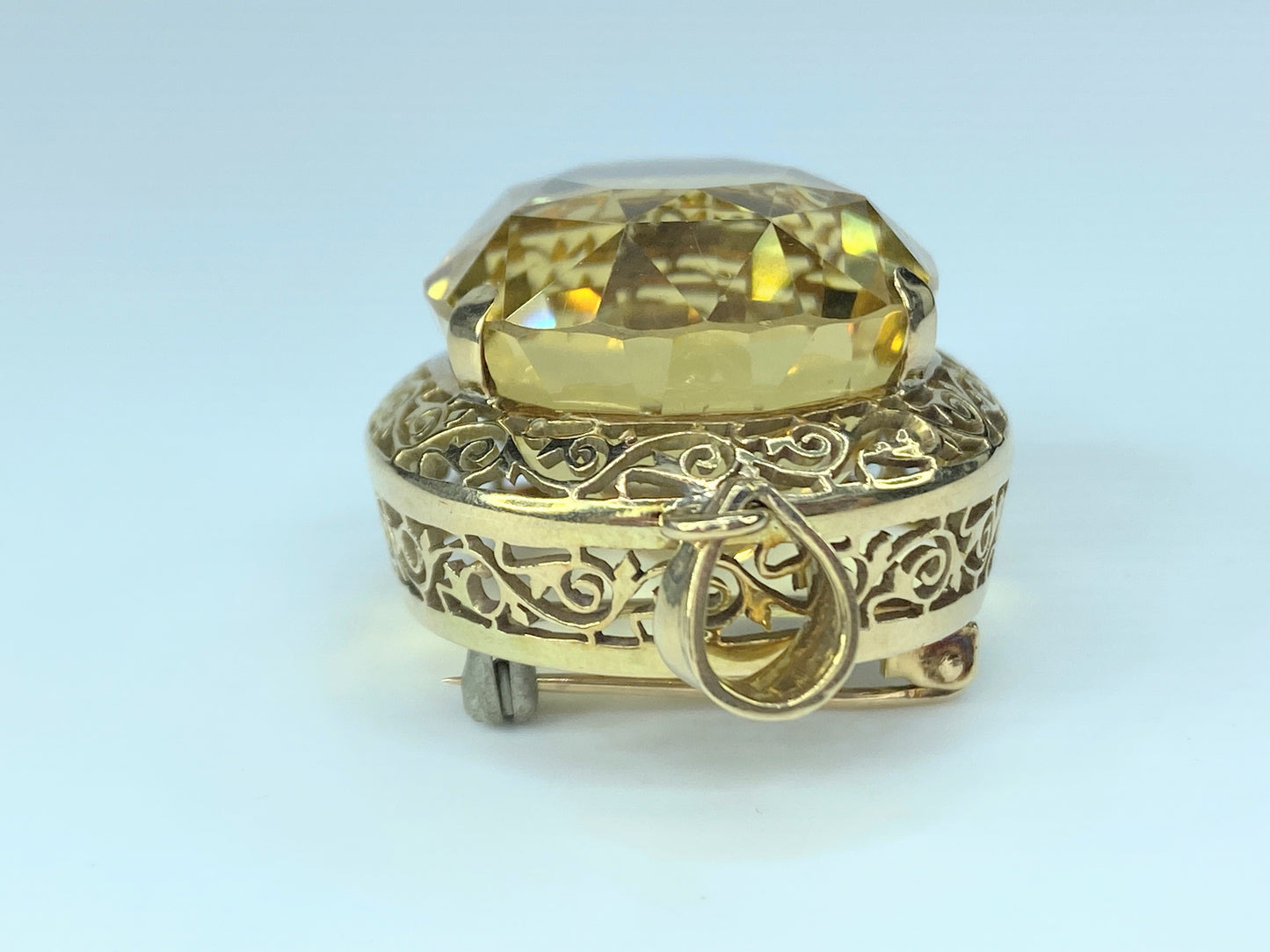 Art Deco 39.4ct Lemon Citrine oval faceted filigree brooch JR8941