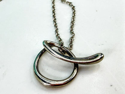 Tiffany & Co. Sterling Silver Initial Q Pendant Necklace 16" 4.3g JR2047
