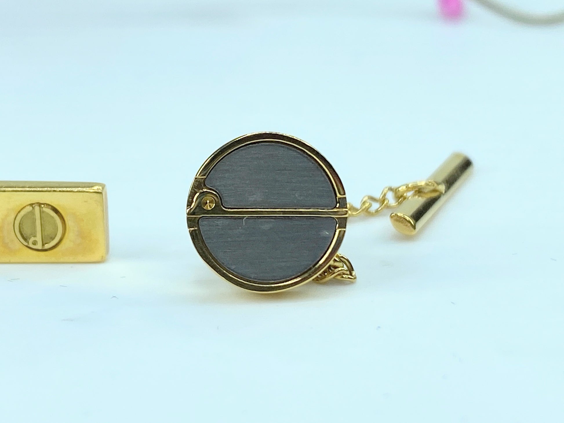 Dunhill Gold Plated Tie tag and Tie bar clip set GS379